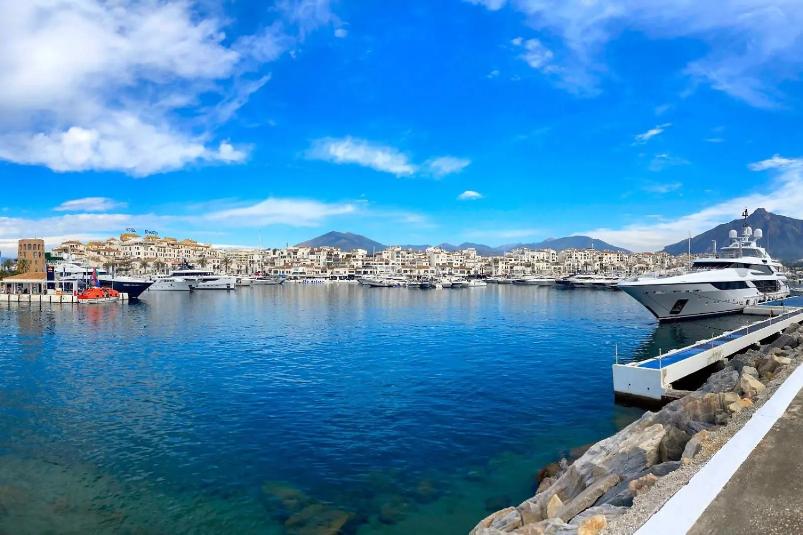 Luxury Penthouse Alcazaba Lagoon 521 Ehhouse Estepona Apartment