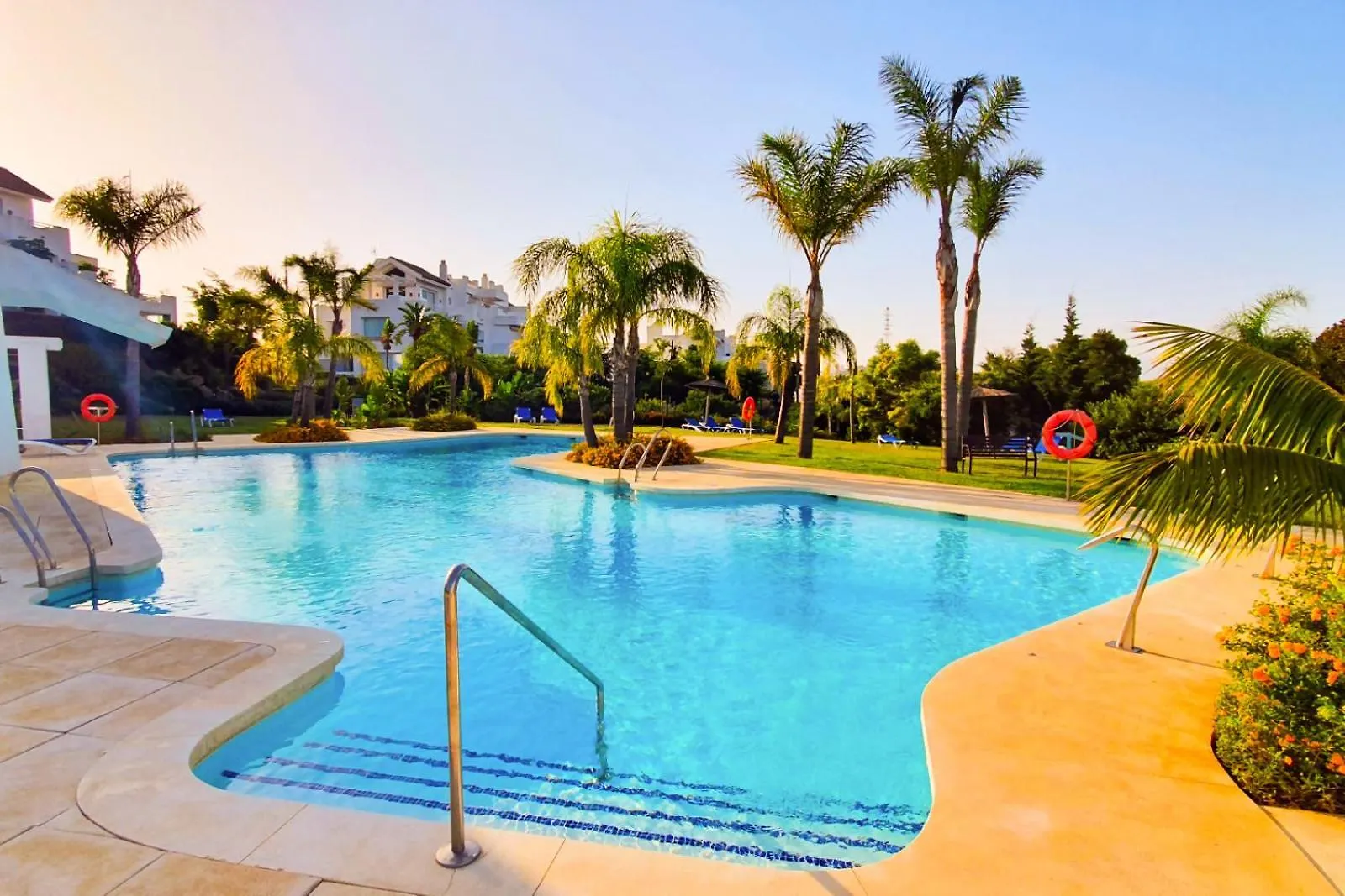 Luxury Penthouse Alcazaba Lagoon 521 Ehhouse Estepona